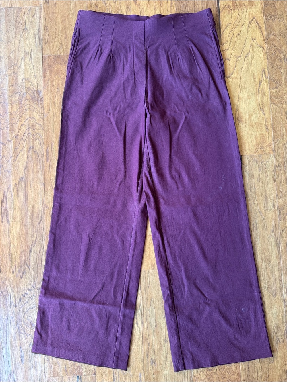 Women’s maroon stretch wide leg pants